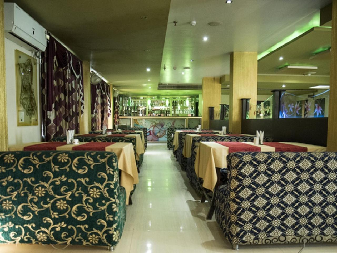 Hotel Sunshine Baharampur Exterior foto